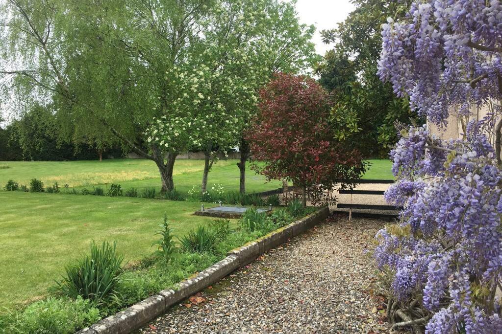 ווימבורן מינסטר Stay On The Grounds Of This Beautiful Manor House מראה חיצוני תמונה